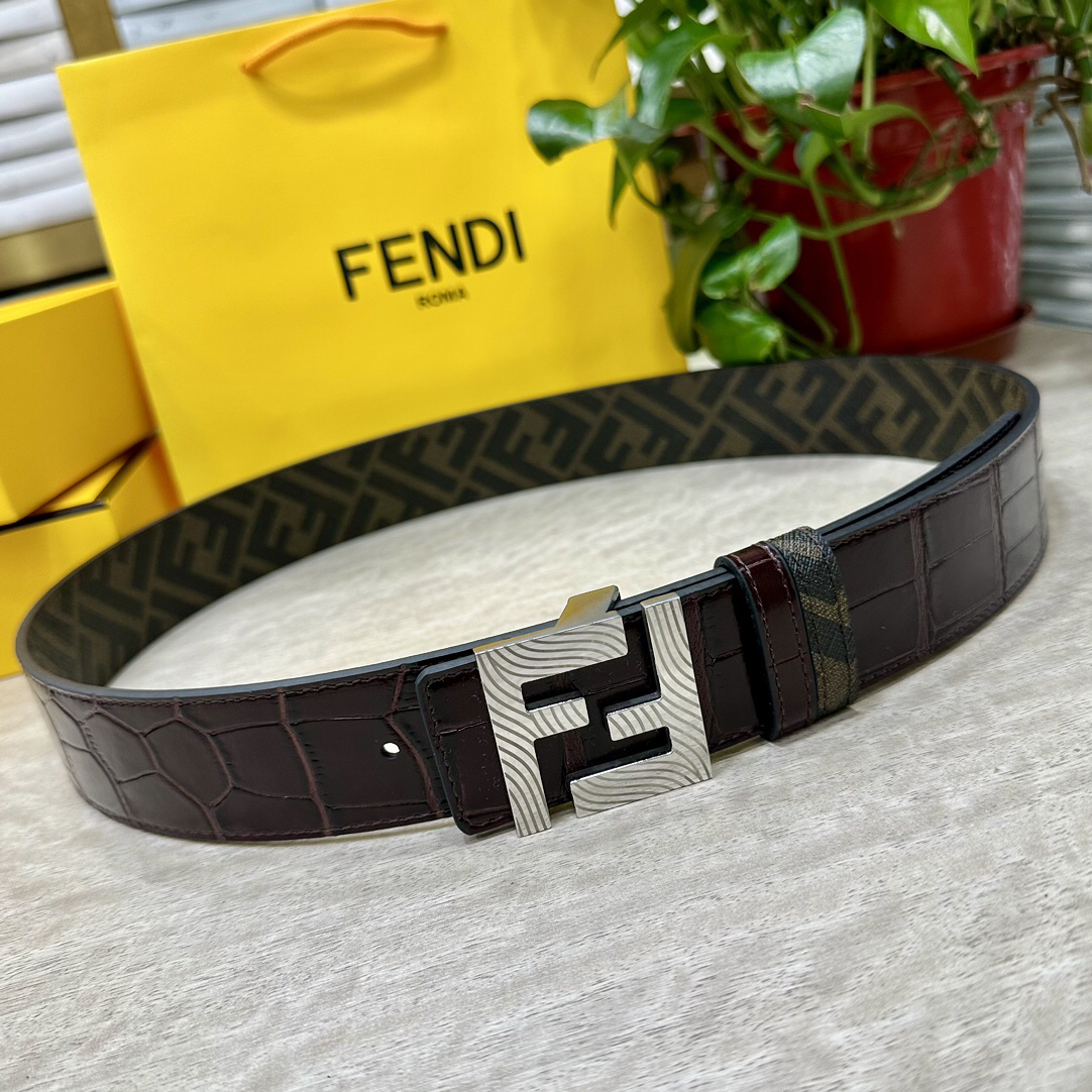 フェンディ「Fendi」FF ベルト - リバーシブル フックベルト