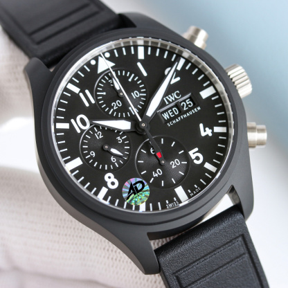 IWC パイロット・ウォッチ・クロノグラフ41 “プティ・プランス” / IW389410