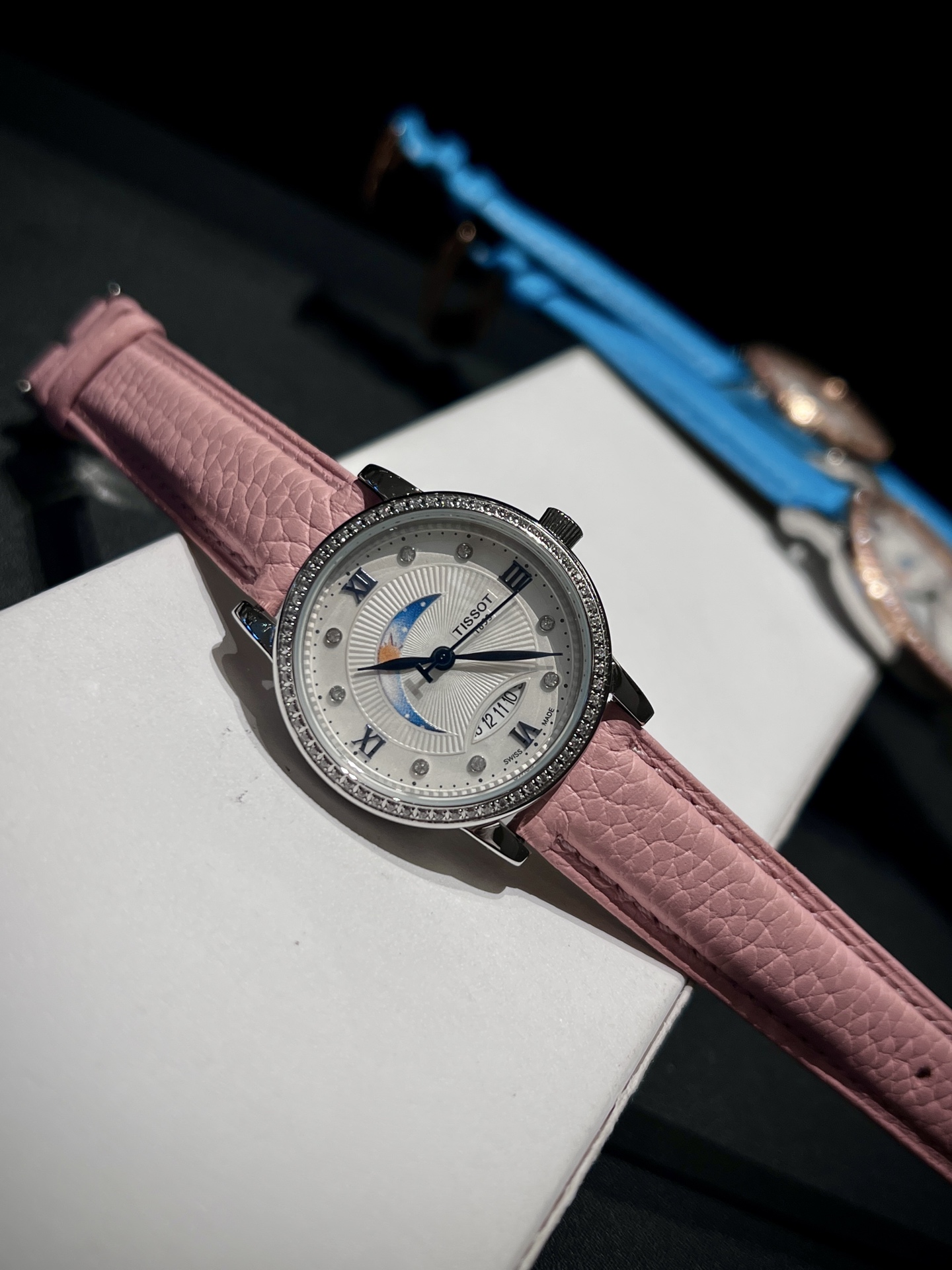 Tissot ティソ デジール ムーンフェイズ ローマ数字 / レディース＆メンズ クォーツ腕時計