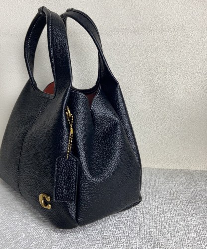 コーチ「Coach」 LANA トートバッグ