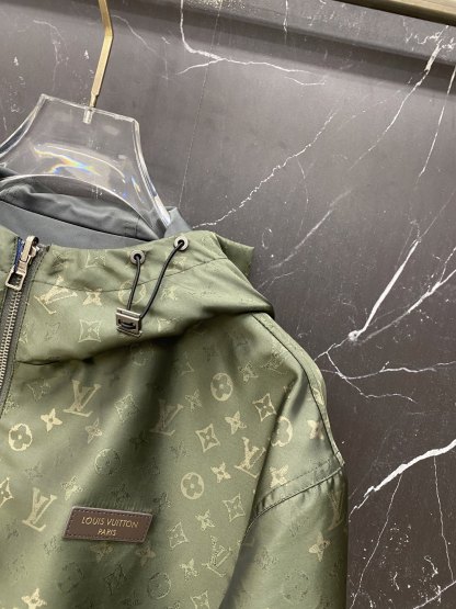 ルイ・ヴィトン「Louis Vuitton」ルイ・ヴィトン モノグラム トーンオントーン フーデッド ジャケット / アウター