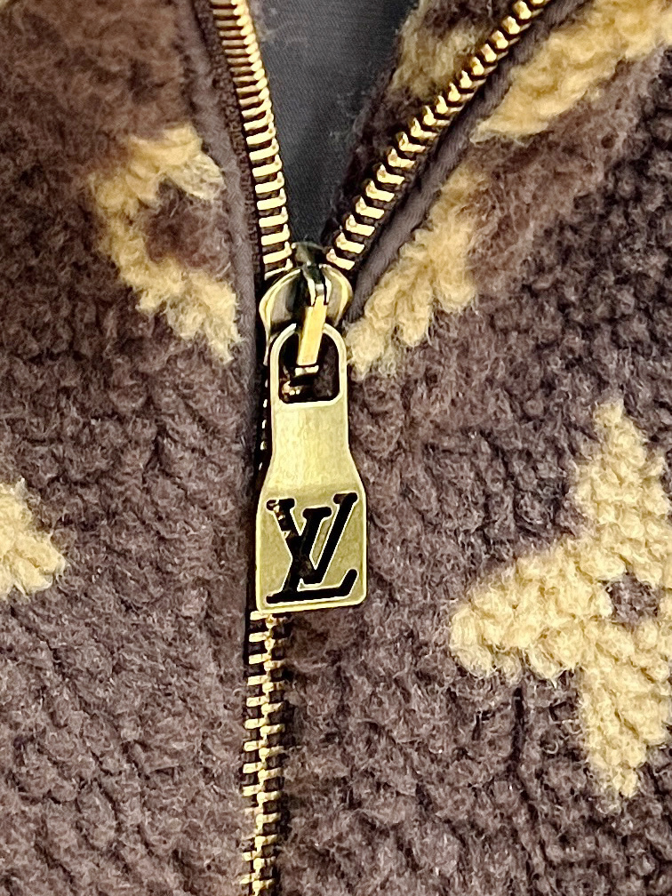 ルイ・ヴィトン「Louis Vuitton」ルイ・ヴィトン モノグラム シアリング ブルゾン / メンズ アウター