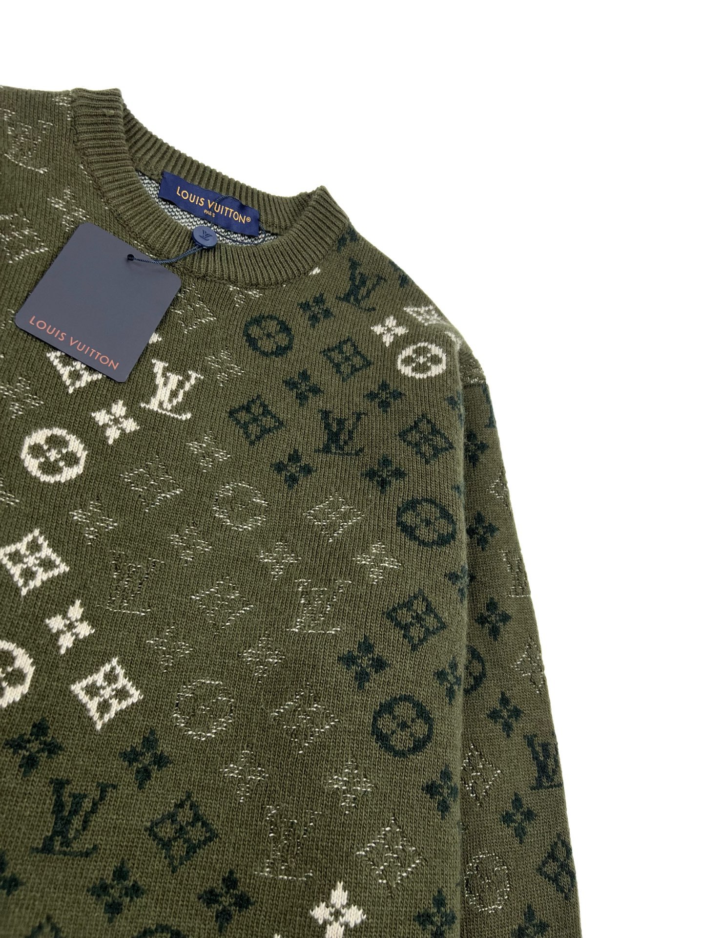 ルイ・ヴィトン「Louis Vuitton」ルイ・ヴィトン モノグラム サープラス ジャカード プルオーバー / メンズ ニットセーター