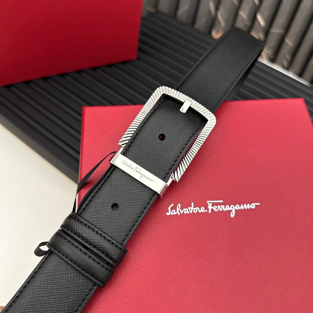 フェラガモ「Ferragamo」リバーシブルベルト