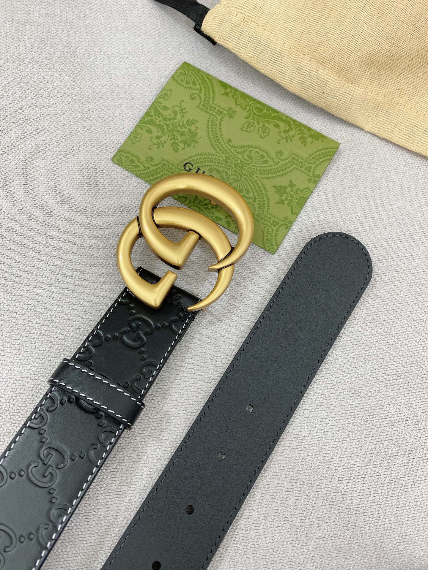 グッチ「Gucci」インターロッキングG バックル付き ワイドベルト