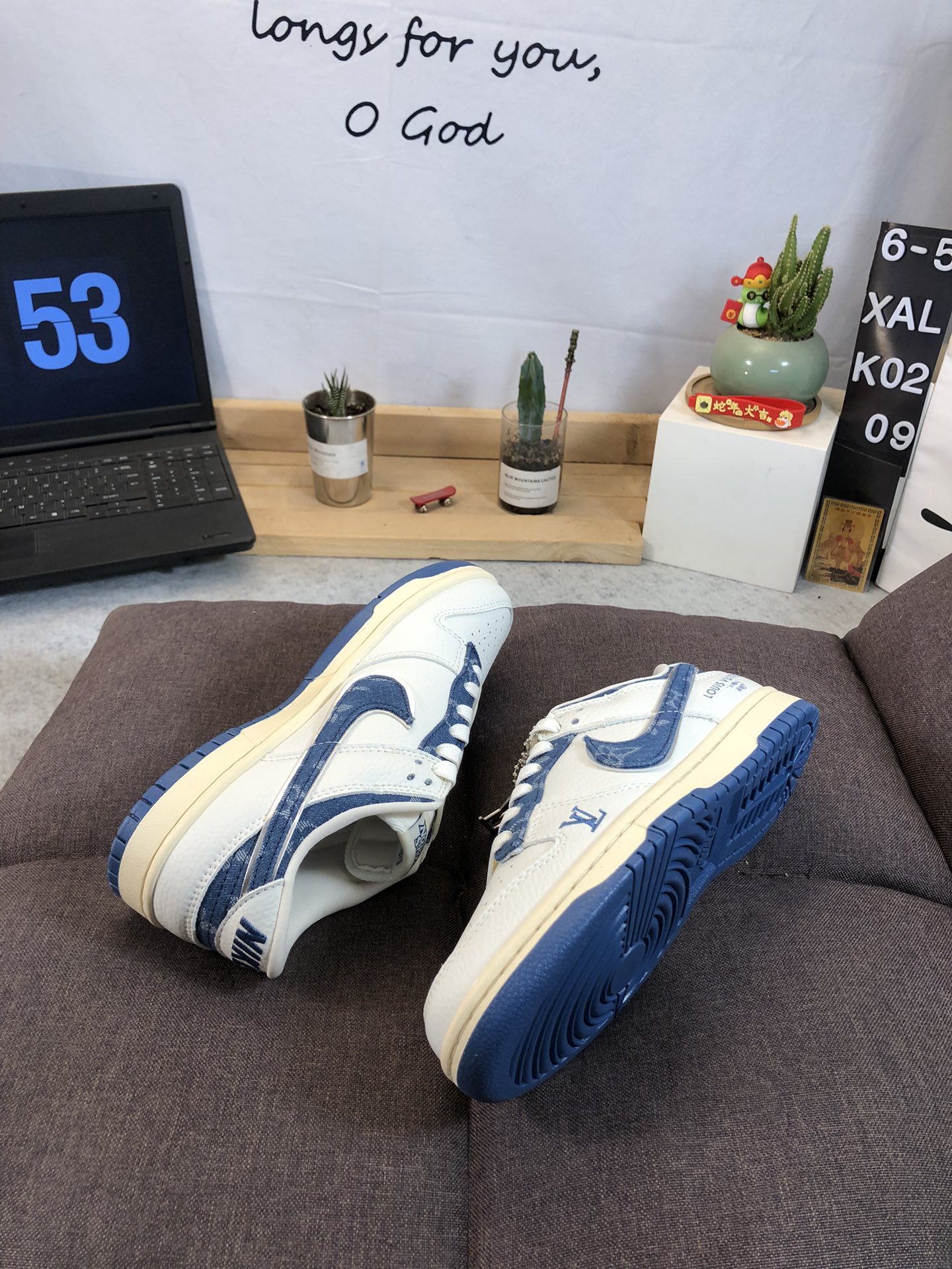 ナイキ「Nike」LV x NIKEコラボレーション SBダンク ロー カジュアルスニーカー