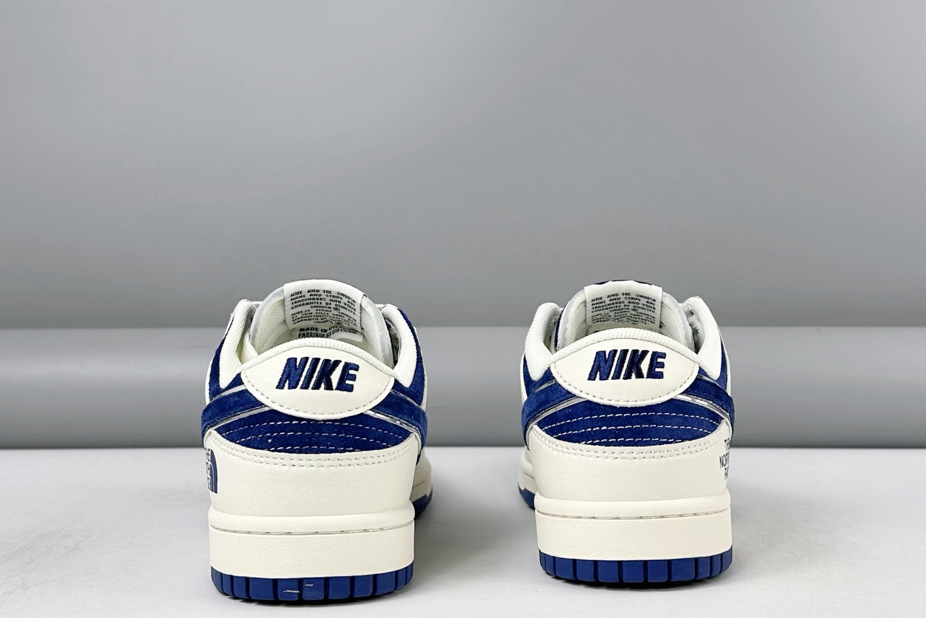 ナイキ「Nike」ク ロー カジュアルスニーカー