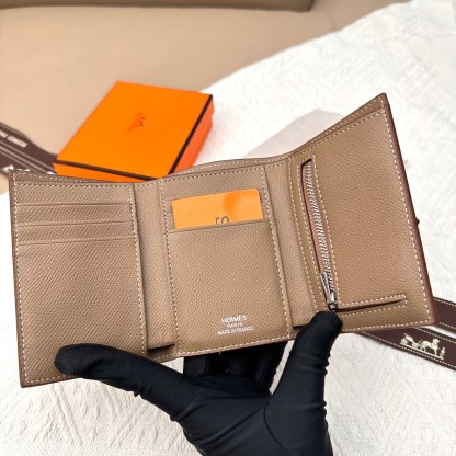 エルメス「Hermès」ベアーン コンパクト ウォレット