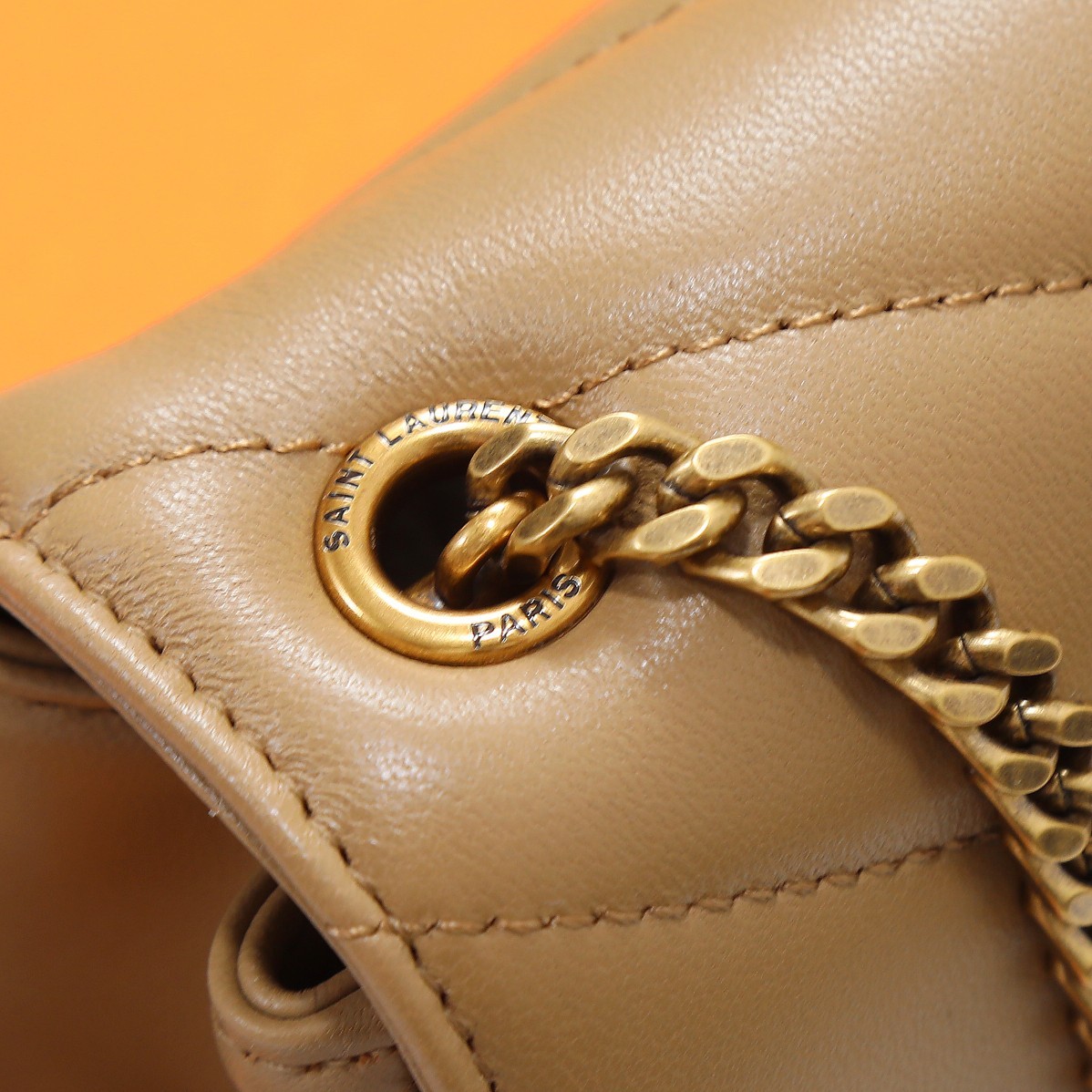 サンローラン「Saint Laurent」 Loulou Mini ショルダーバッグ（2025年早春コレクション）