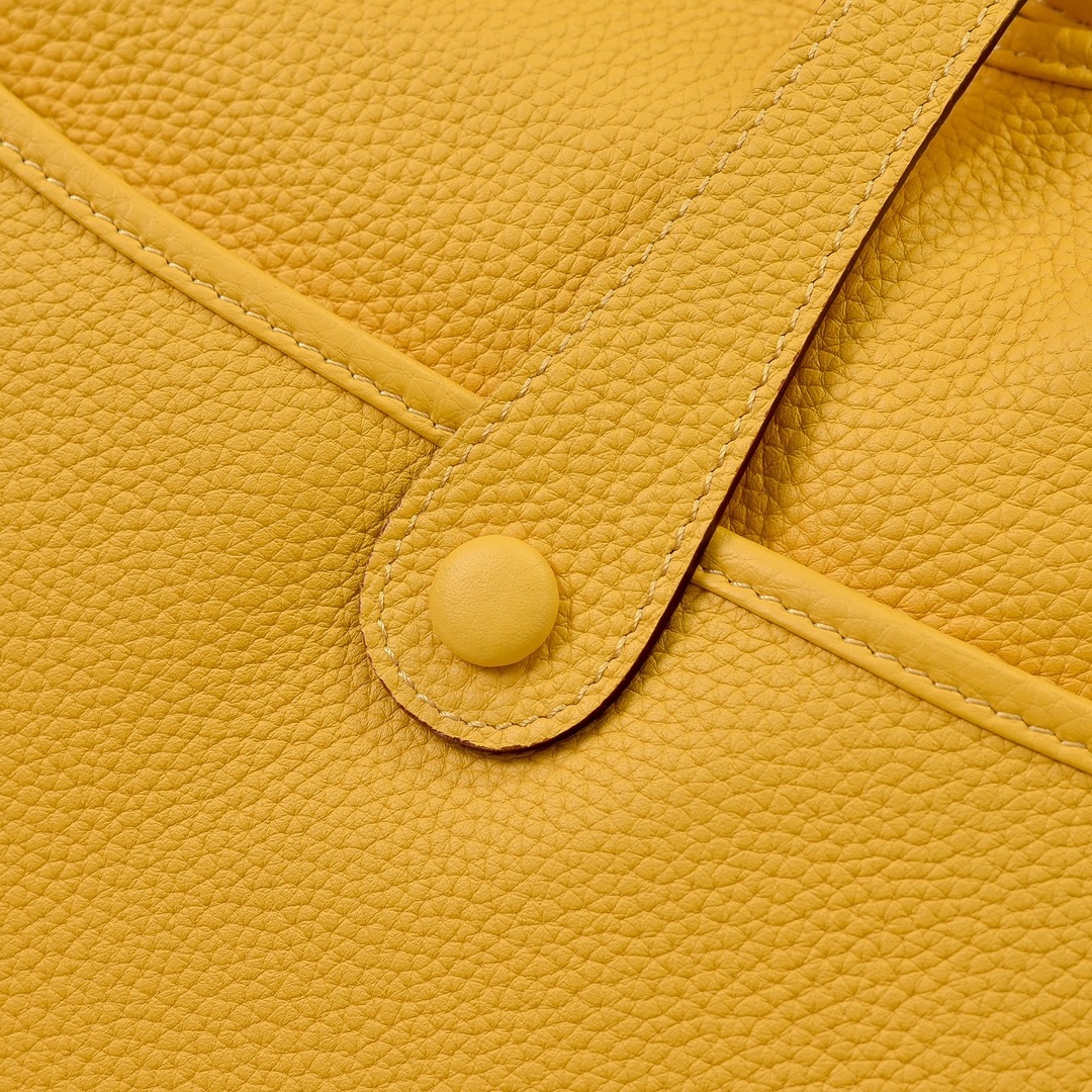 エルメス「Hermès」エブリン III 20 バッグ 15色「EVELYNE III 20 BAG」