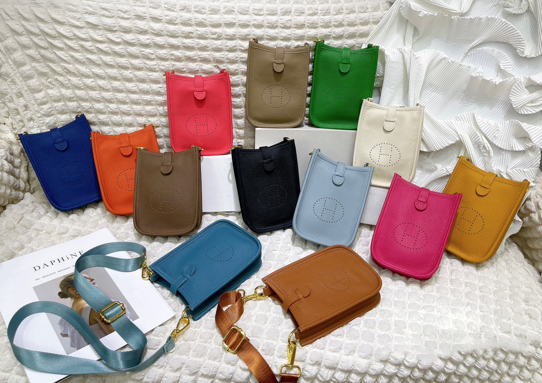 エルメス「Hermès」エブリン ミニ 12.5CM バッグ 15色「EVELYNE MINI BAG」