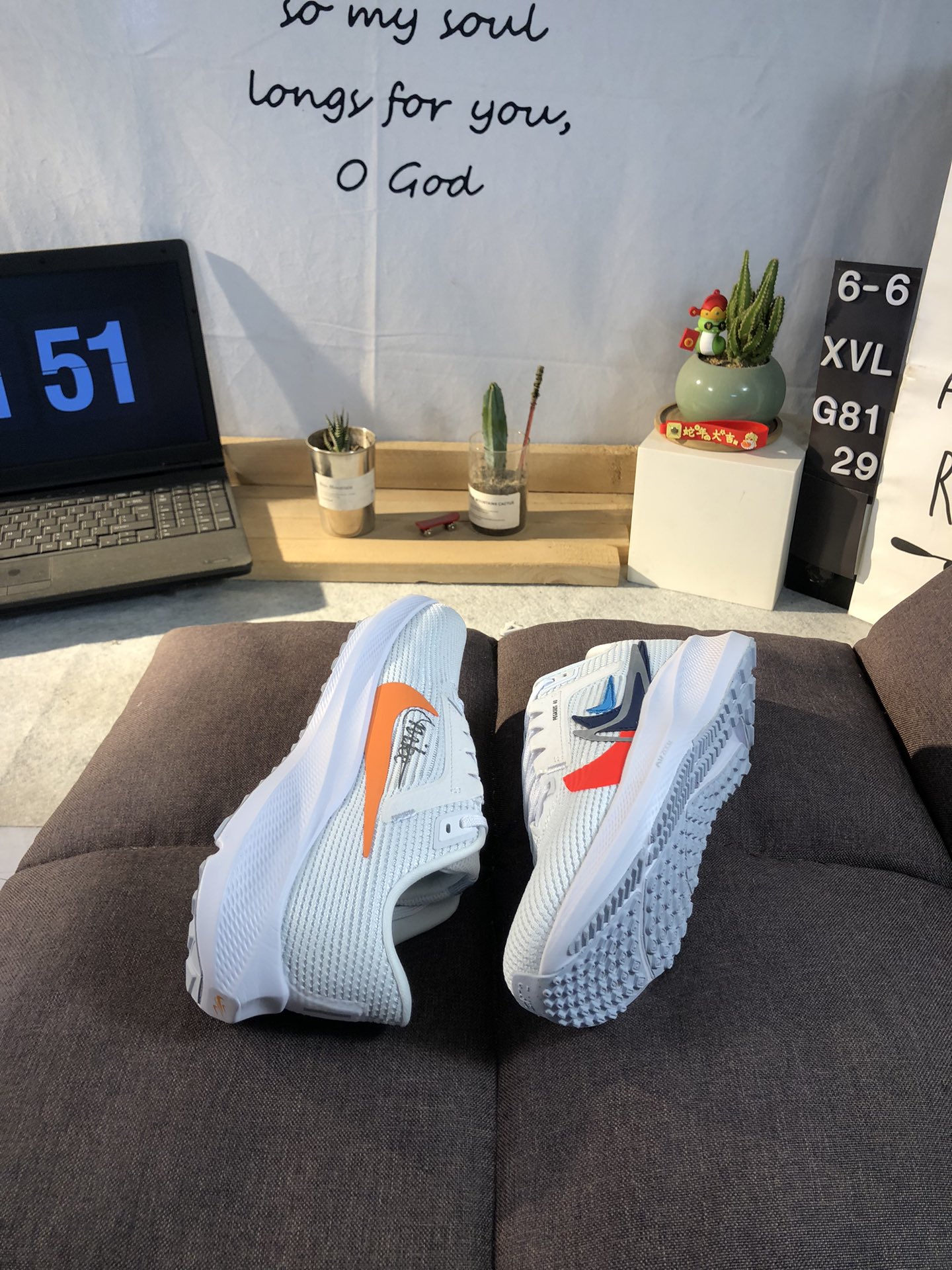 ナイキ「Nike」ク ロー カジュアルスニーカー