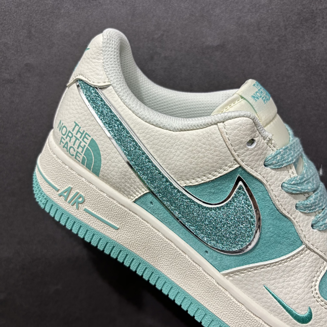 「コラボモデル」The North Face x Nike Air Force 1 Low 07 'White Blue' スモールスウッシュ スターダスト スニーカー