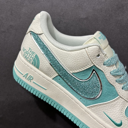 「コラボモデル」The North Face x Nike Air Force 1 Low 07 'White Blue' スモールスウッシュ スターダスト スニーカー