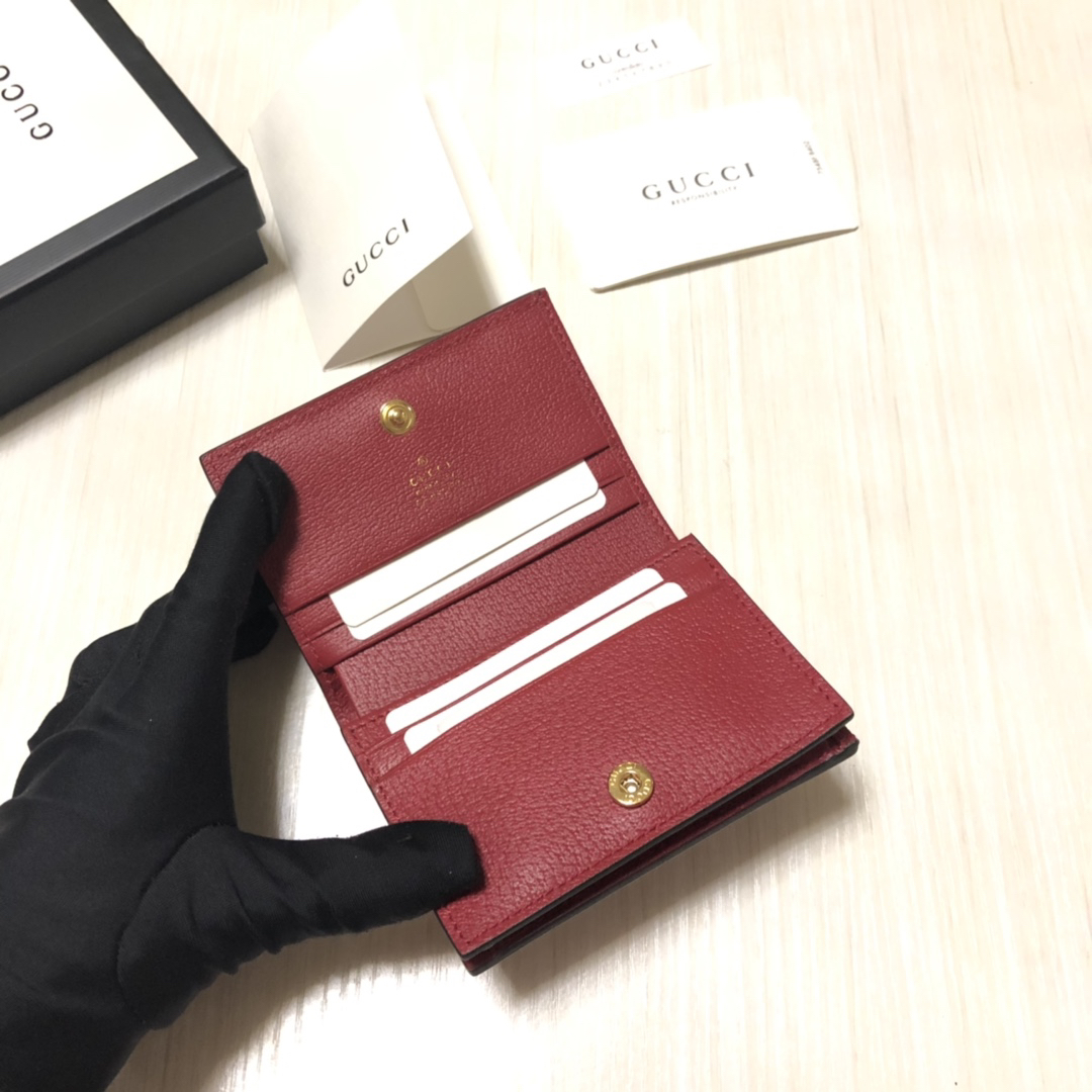 グッチ「Gucci」グッチ x ドラえもん「Doraemon」カードケース 「コイン＆紙幣入れ付き」