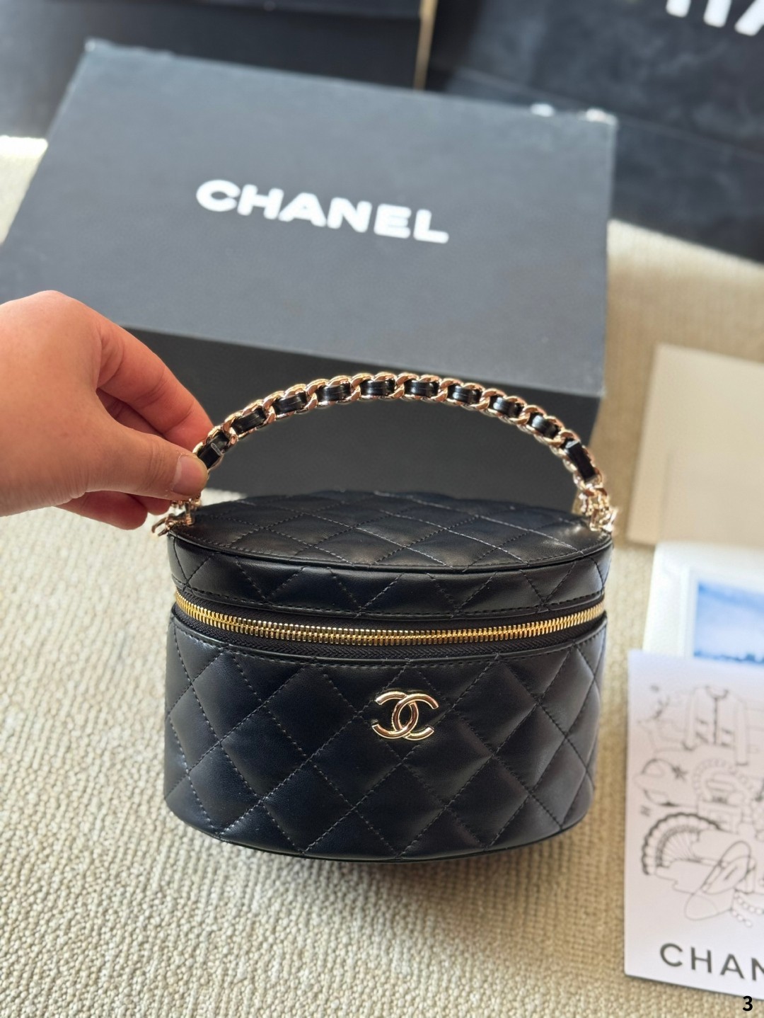 シャネル「Chanel」25c スモールスクエアバッグ 3色