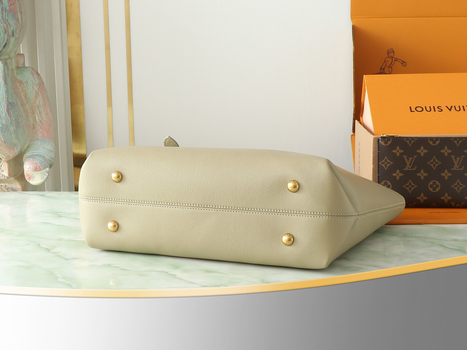 ルイ・ヴィトン「Louis Vuitton」Low Key Cabas ハンドバッグ
