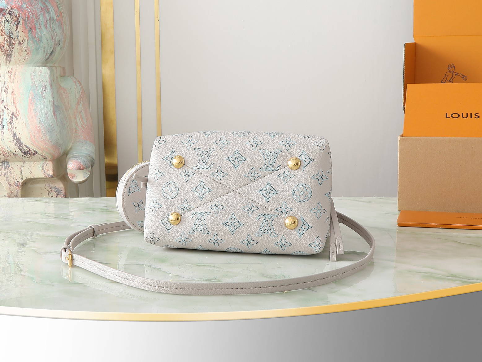 ルイ・ヴィトン「Louis Vuitton」BELLA バケットバッグ FLIGHT MODE コレクション