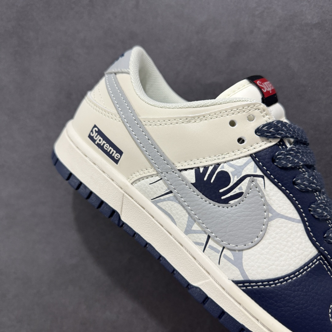 「コラボモデル」Supreme x Nike SB Dunk Low スニーカー