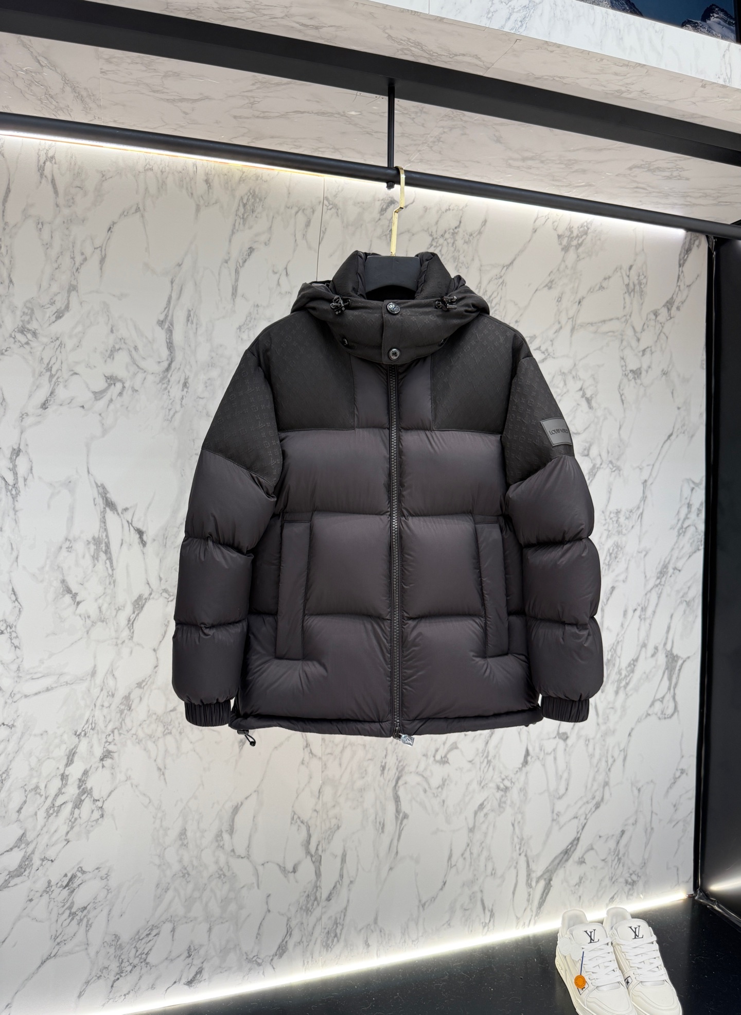 ルイ・ヴィトン「Louis Vuitton」Down Blouson ダウンジャケット