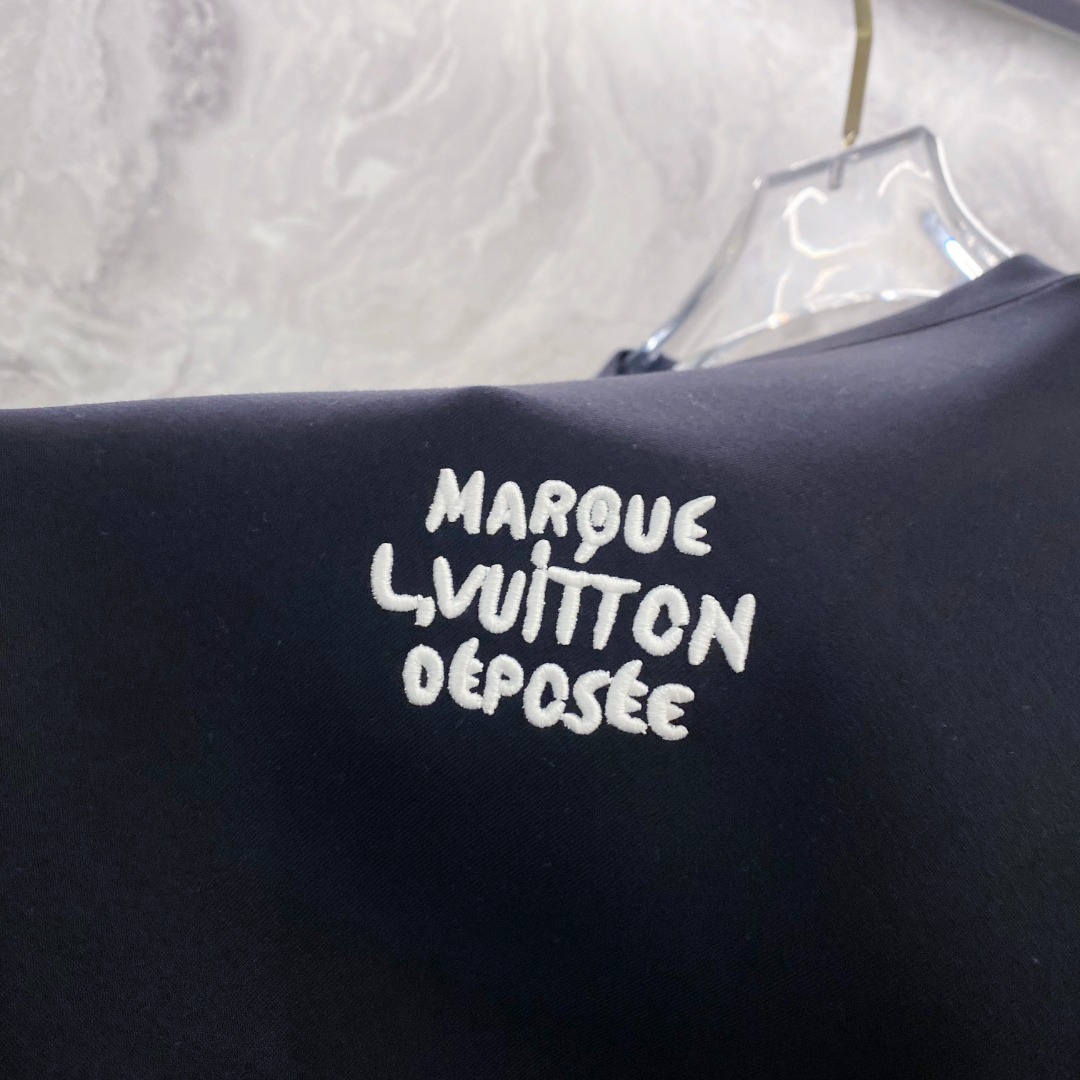 ルイ・ヴィトン「Louis Vuitton」スウェットシャツ