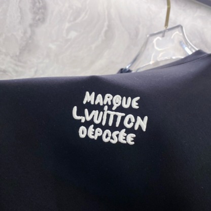 ルイ・ヴィトン「Louis Vuitton」スウェットシャツ