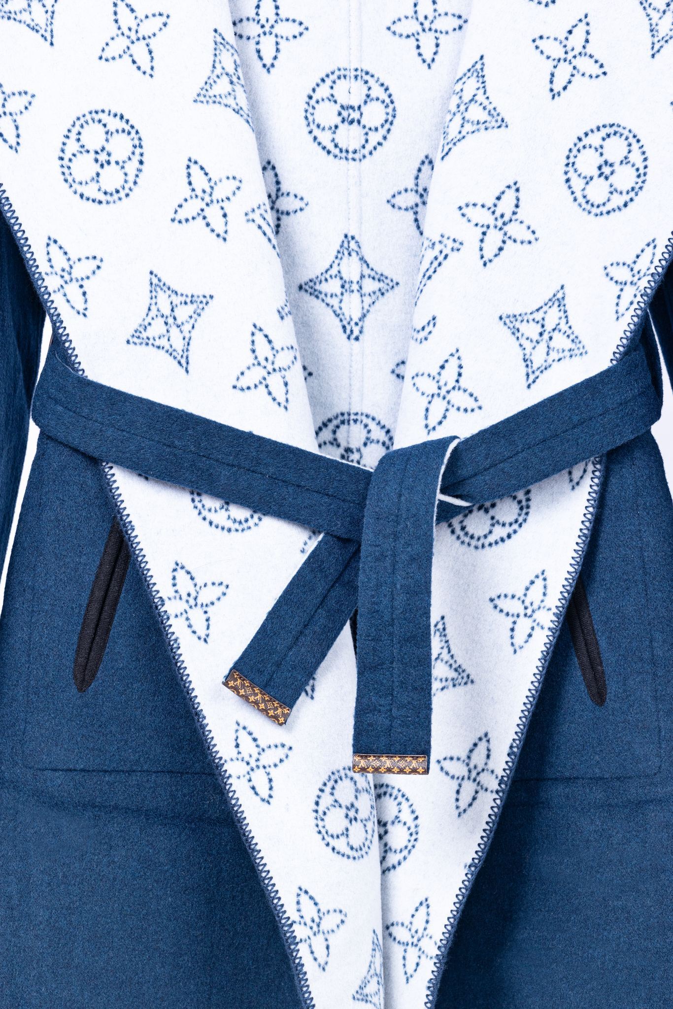 ルイ・ヴィトン「Louis Vuitton」秋冬 レディース ワップルフードロングコート