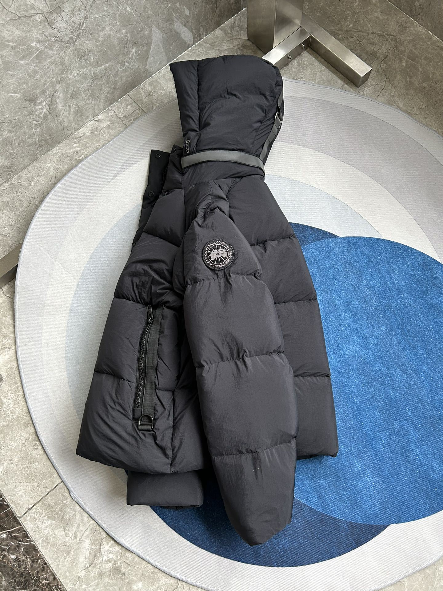 カナダグース「Canada Goose」秋冬フード付きダウンジャケット