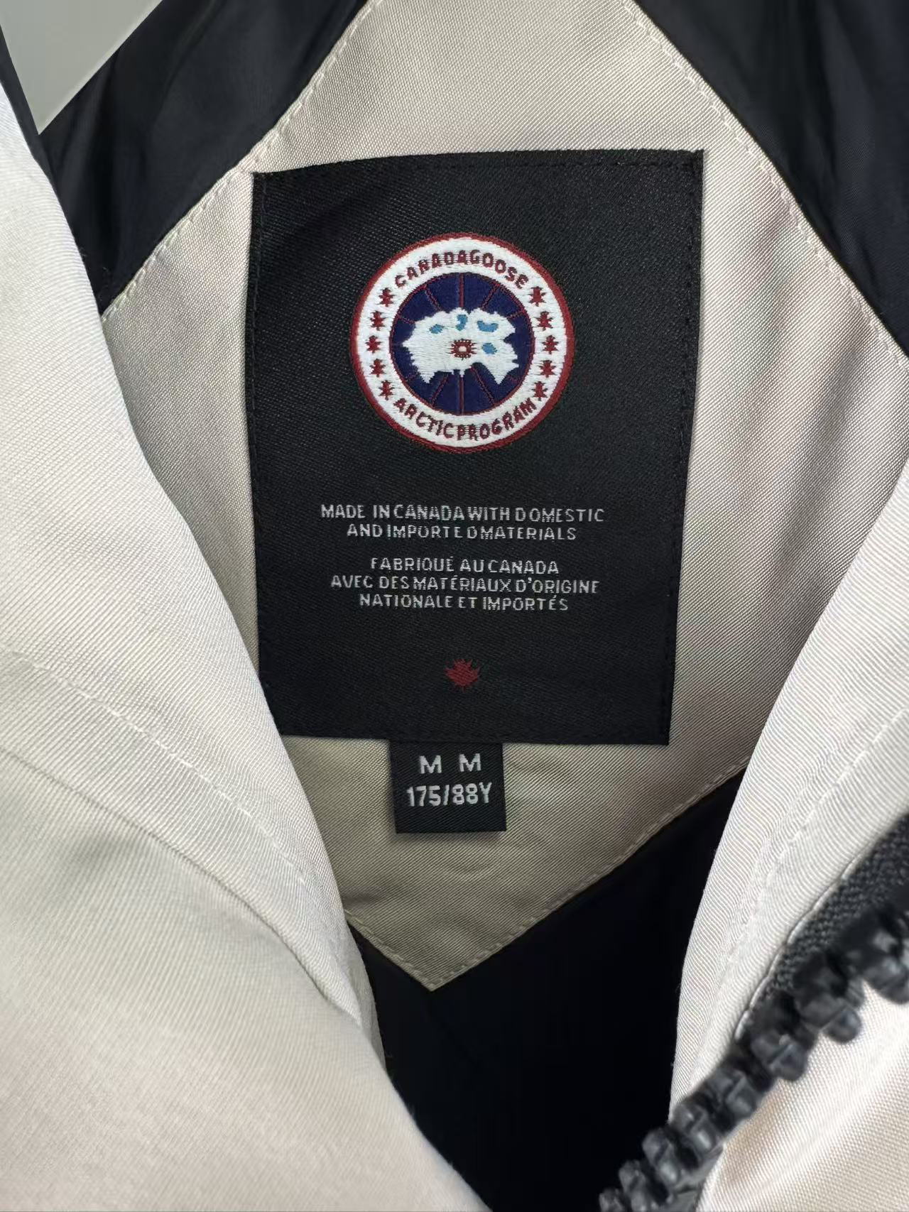 カナダグース「Canada Goose」秋冬ダウンジャケット