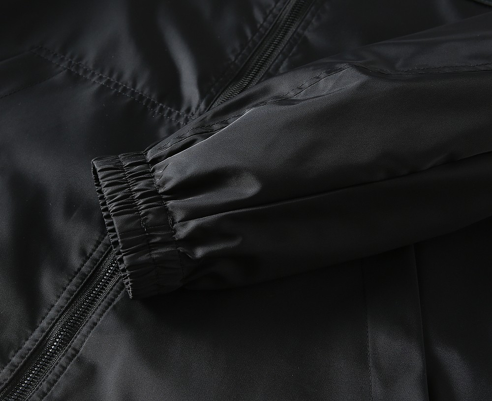 ルイ・ヴィトン「Louis Vuitton」秋冬コレクション クイルテッド ジャケット