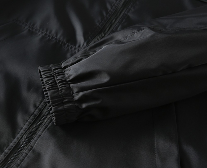 ルイ・ヴィトン「Louis Vuitton」秋冬コレクション クイルテッド ジャケット