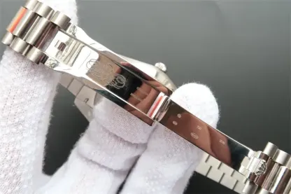 ロレックス「Rolex」デイデイト40MM ブルー文字盤