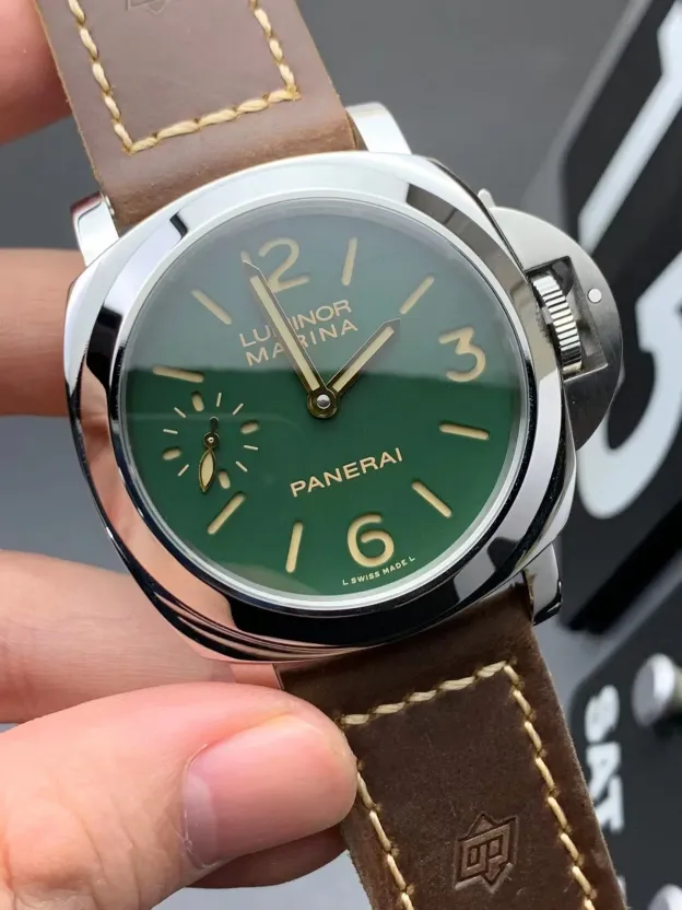 パネライ「Panerai」ルミノール マリーナ 44MM