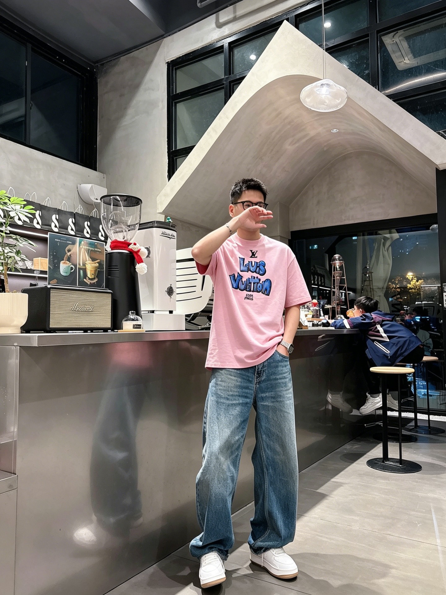 ルイ・ヴィトン「Louis Vuitton」ロゴプリントTシャツ / ショートスリーブ クルーネック