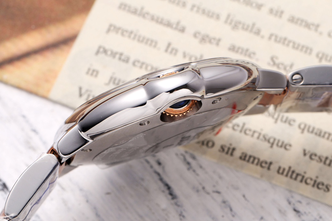 カルティエ［Cartier］バロン ブルー ドゥ 自動巻き腕時計 33mm