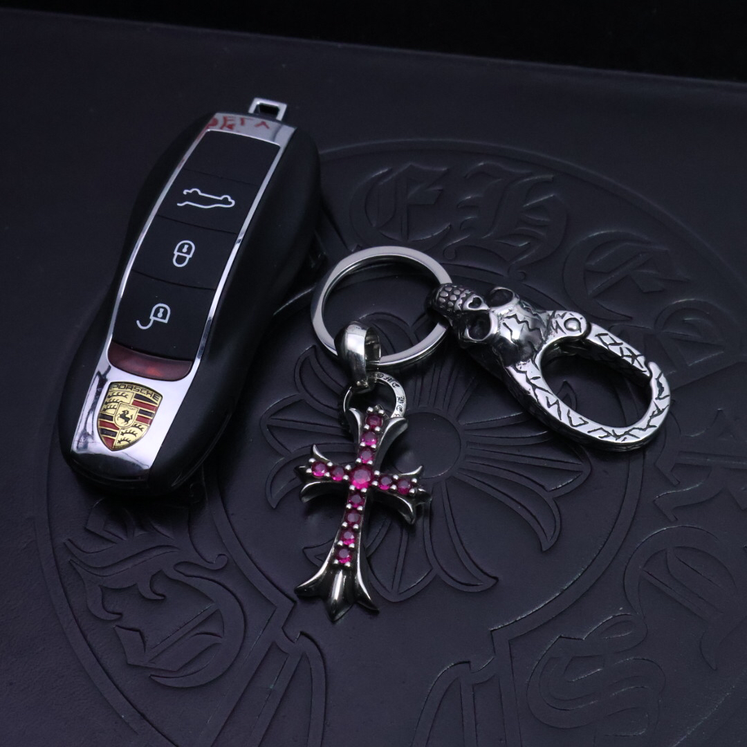 クロムハーツ「Chrome Hearts」キーホルダー＆バッグチャーム - トレンドシンボル