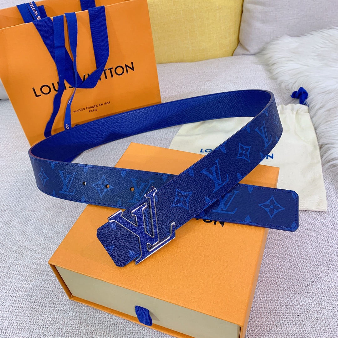 ルイ・ヴィトン「Louis Vuitton」ベルト･LV イニシャル 40MM