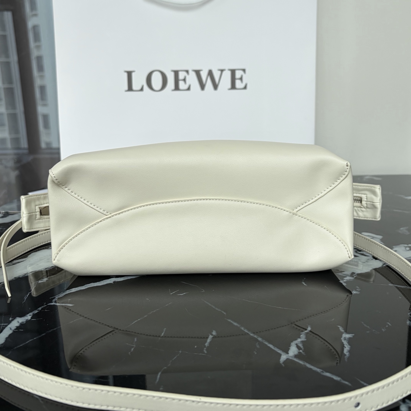 ロエベ「Loewe」2026 ロエベ アマソナ 180 ハンドバッグ / トートバッグ