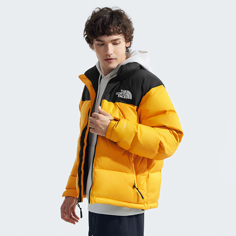 The North Face 96 モデルのヌプツェ（NUPTSE）ダウンジャケットは、クールなブランドのクラシックなアイコンで、新モデルのガチョウのダウン入りです。