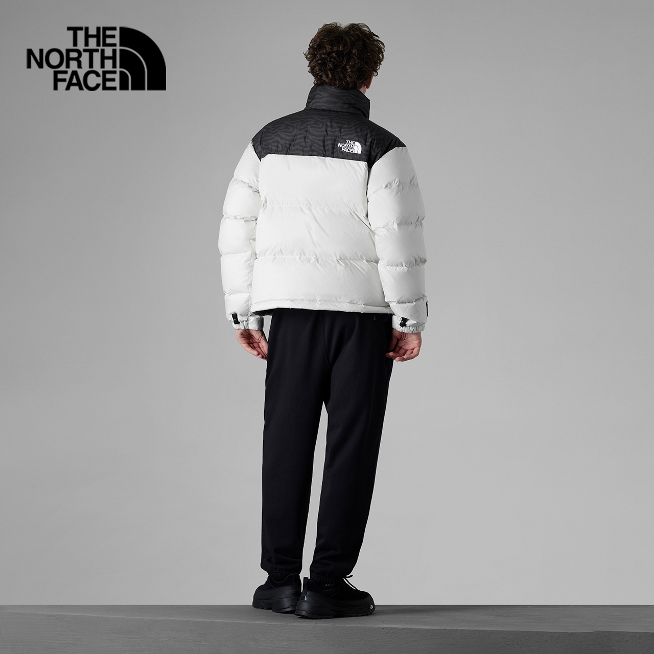 The North Face UE 96Nuptse KHUBU ダウンジャケットのクラシックなアイコン、人気ブランドのガチョウの羽毛製品