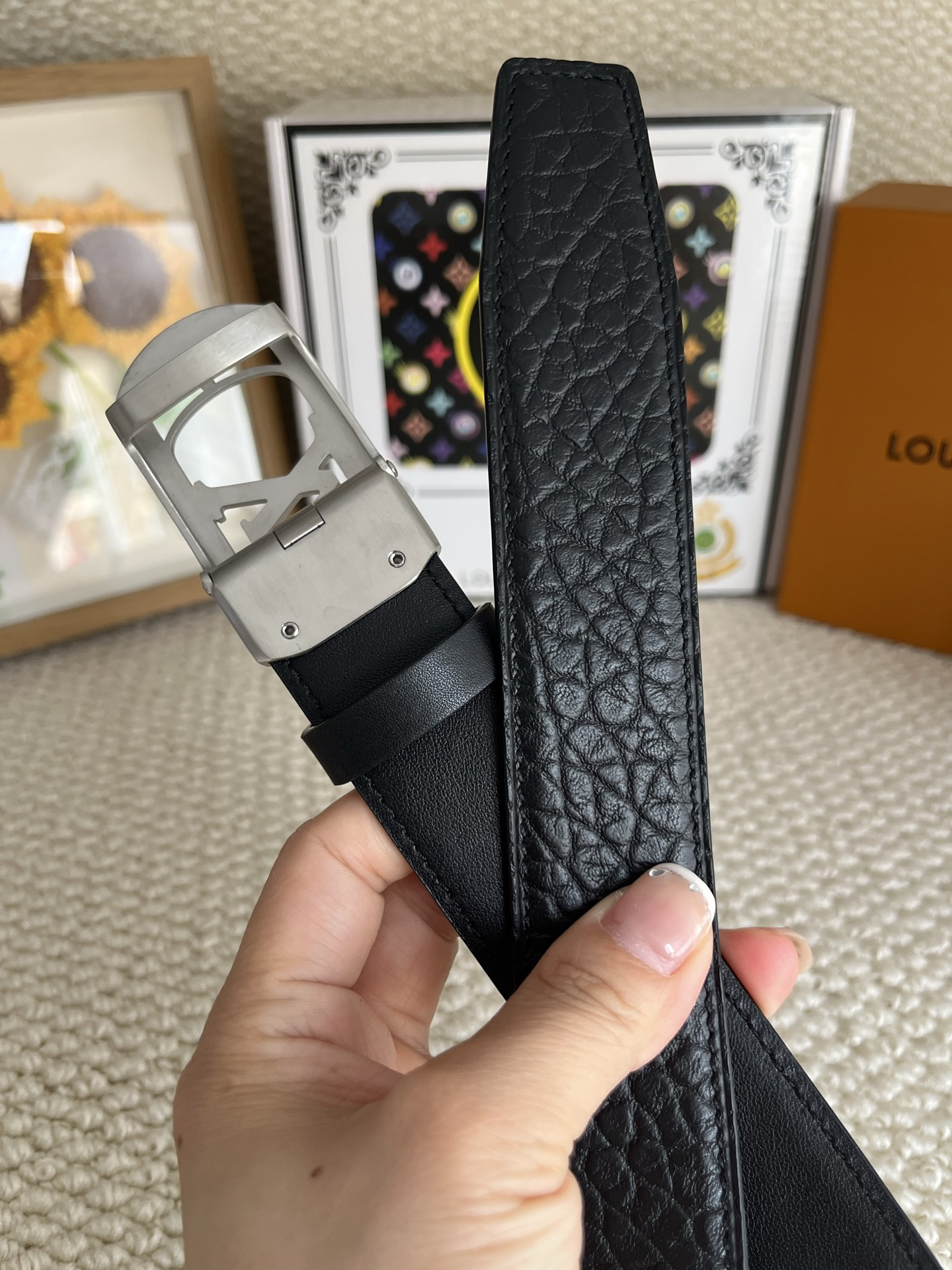 ルイ・ヴィトン ファッションアイテム ロゴデザイン