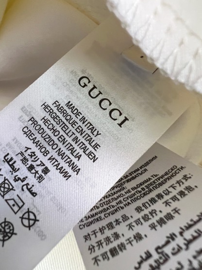 グッチ「Gucci」フード付きスウェット