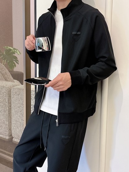 プラダ「Prada」メンズ  カジュアルスポーツセット