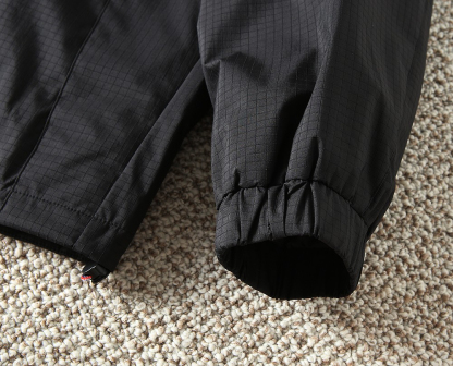 モンクレール「Moncler」秋のフード付きジャケット