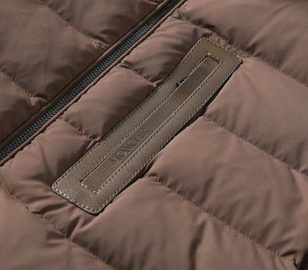 モンクレール「Moncler」秋冬 ダウンジャケット