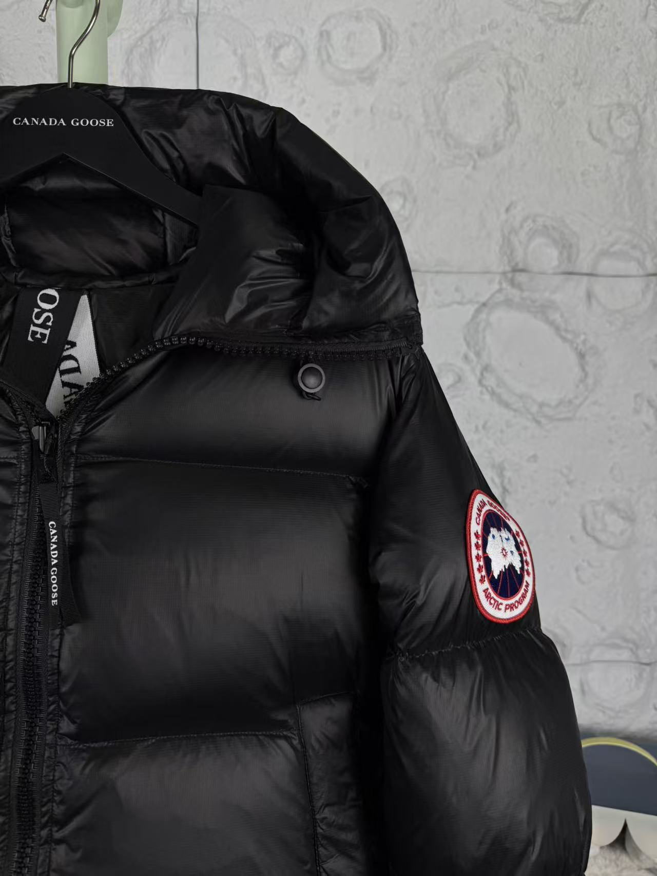 カナダグース「Canada Goose」秋冬フード付きダウンジャケット