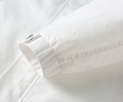 プラダ「Prada」秋冬 フード付きアウター