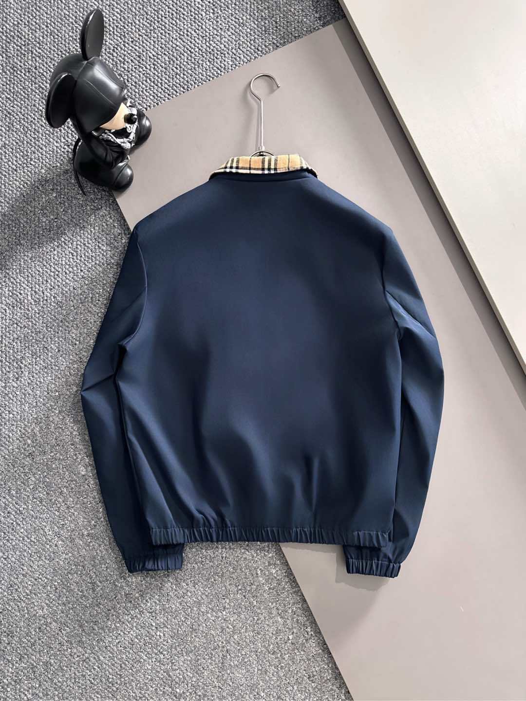 バーバリー「Burberry」秋冬 メンズカジュアルスポーツセット