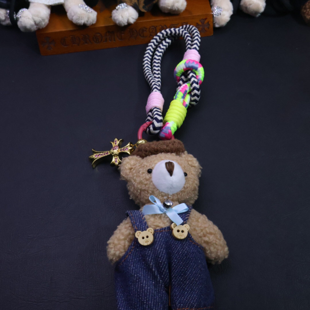 クロムハーツ「Chrome Hearts」バッグチャーム - すべてのトレンドバッグに合わせて、クールでキュートなスタイルを