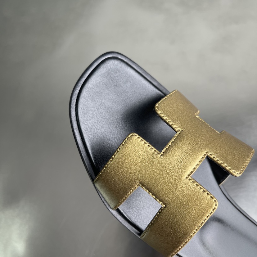 エルメス「Hermès」エルメス オランサンダル / レザースライドサンダル